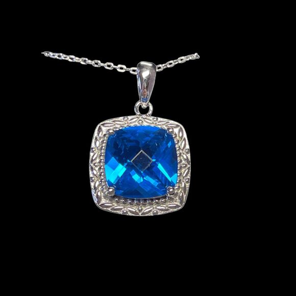 9.75ct Lab Blue Topaz Pendant Necklace 18 Inch 925 Sterling Silver Chain - Picture 5 of 7